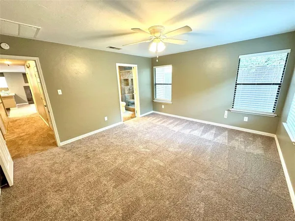 $1,950 | 1331 Mission Street, Duncanville, TX 75137