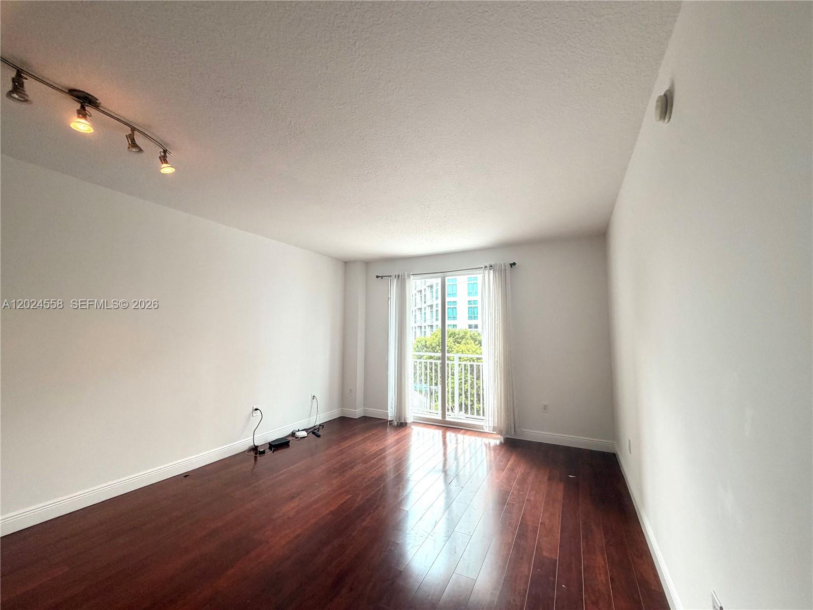 7290 Southwest 90th Street, Unit 303 Miami, FL 33156 - Photo 7 of 22