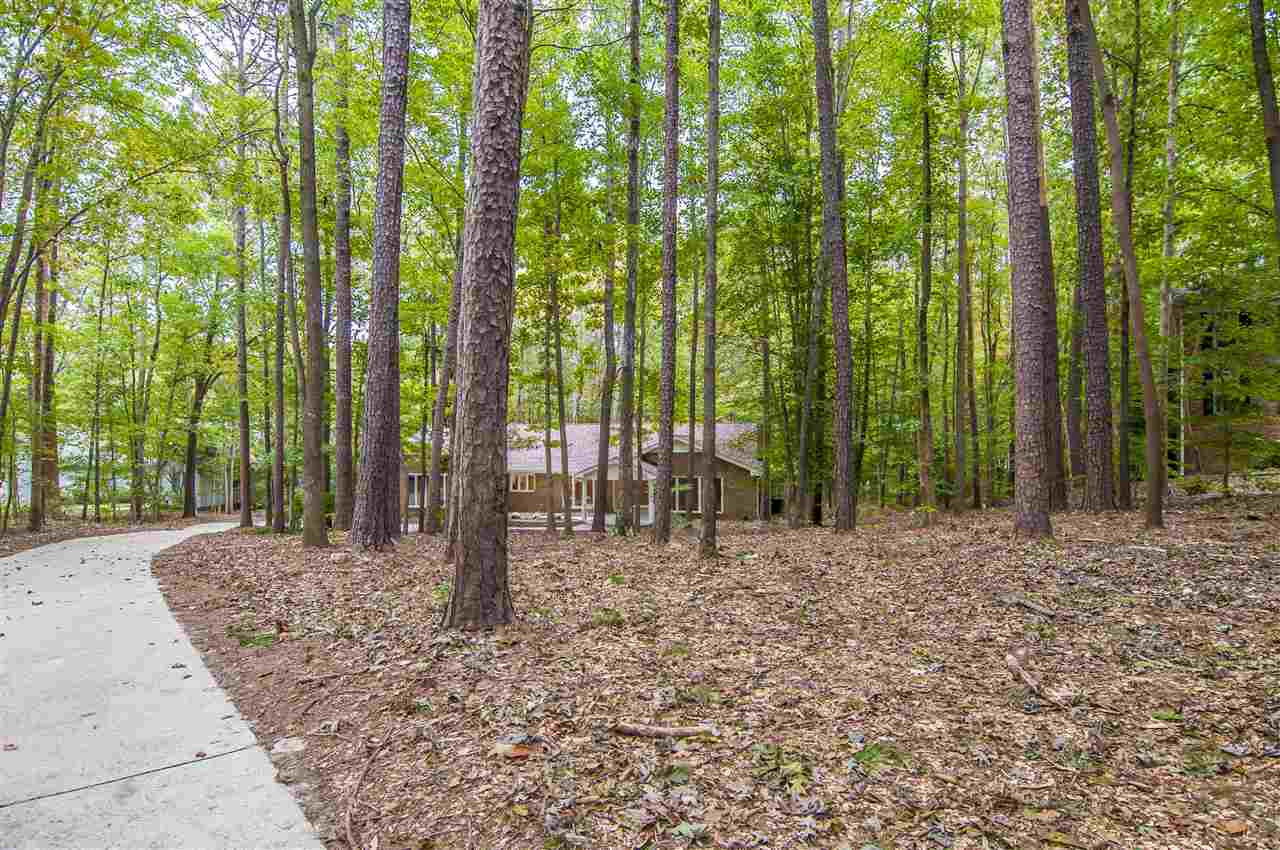 8828 Stage Ford Road Raleigh, NC 27615 - Photo 5 of 25 Driveway