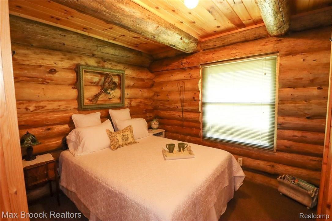 1633 East Hunters Creek Road Lapeer, MI 48446 - Photo 22 of 70 FF6F8426-D423-4902-879C-92C3899C475A.jpeg