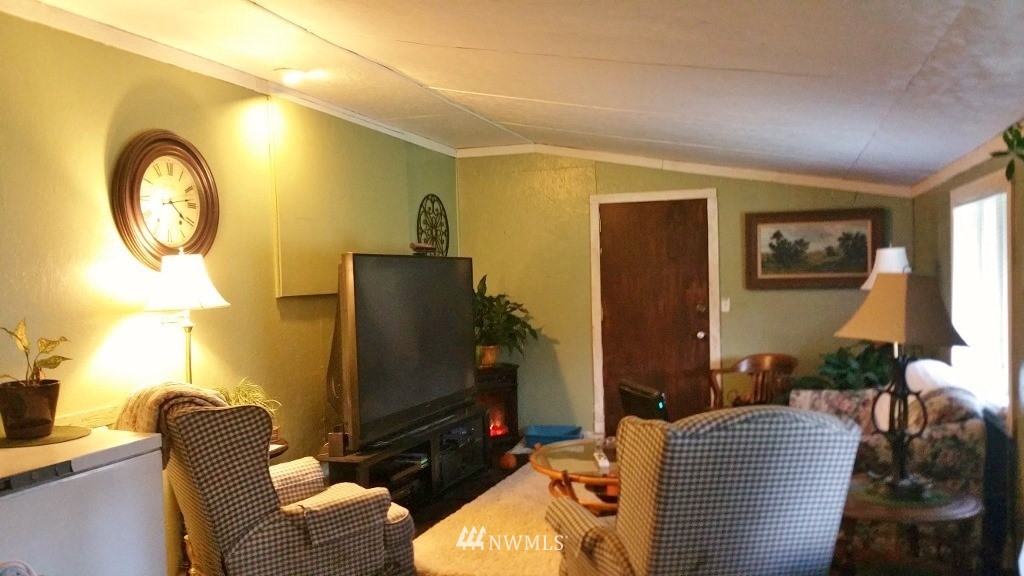 194 Falls Road Randle, WA 98377 - Photo 22 of 26 Gallery Image 22