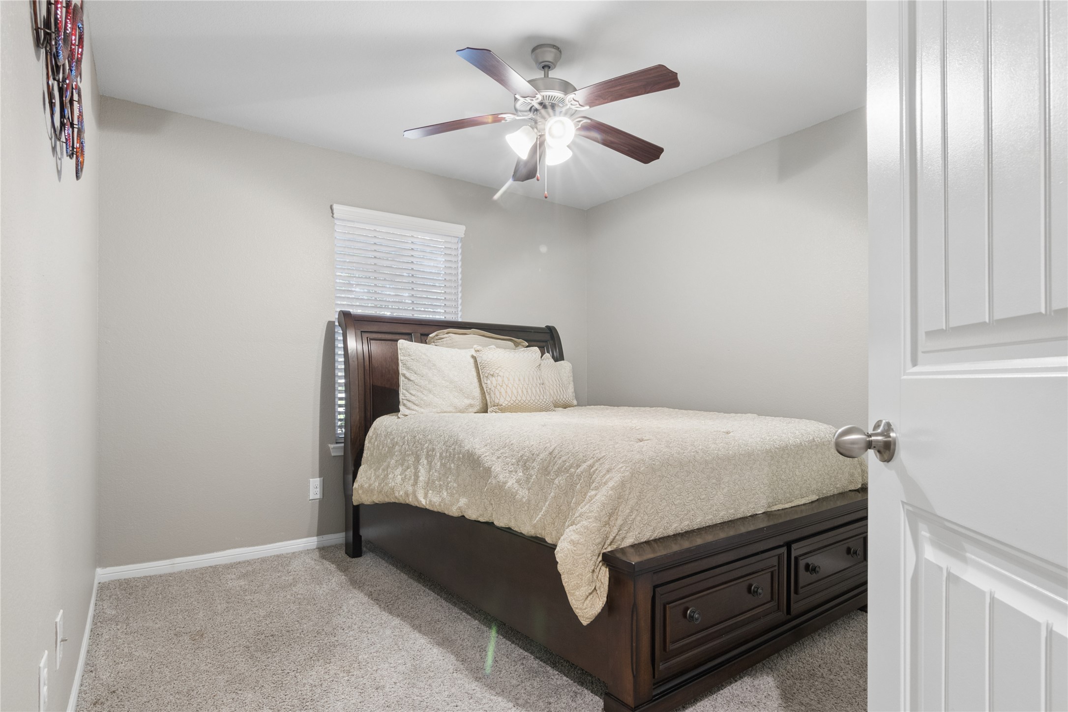 8003 Carillon Way Rosharon, TX 77583 - Photo 21 of 26 Gallery Image 21