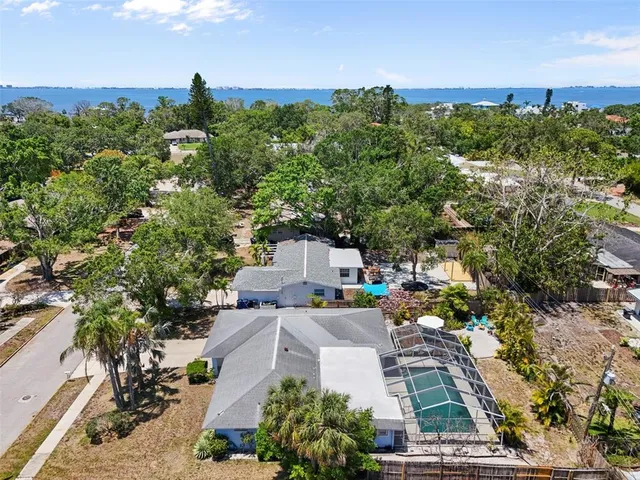 $500,000 | 139 Adair Avenue, Sarasota, FL 34243