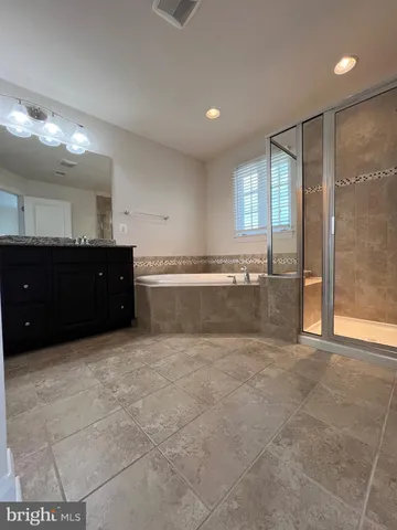 $3,399 | 25835 Clairmont Manor Square, Aldie, VA 20105