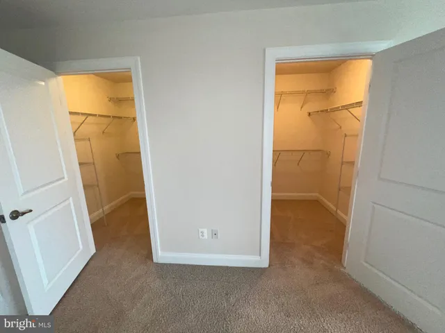 $3,399 | 25835 Clairmont Manor Square, Aldie, VA 20105