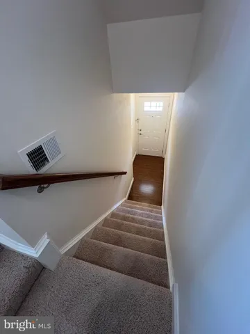 $3,399 | 25835 Clairmont Manor Square, Aldie, VA 20105