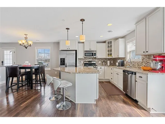 $2,600 | 3262 Red Oak Trail, Medina, MN 55340