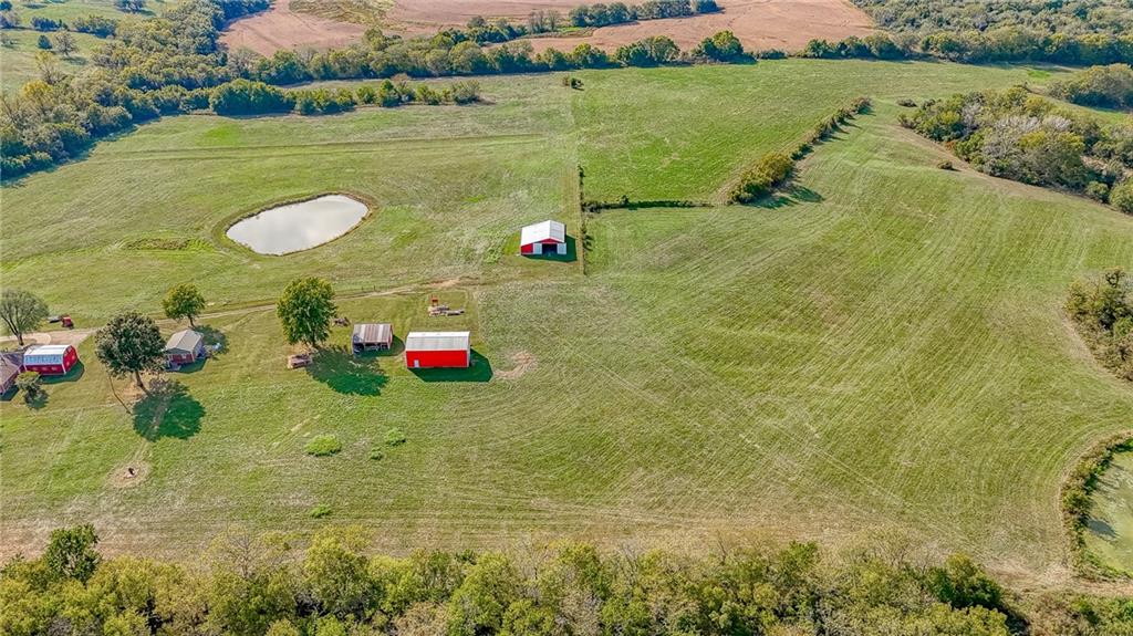 755 Northwest 800th Road Centerview, MO 64019 - Photo 11 of 88 Gallery Image 11