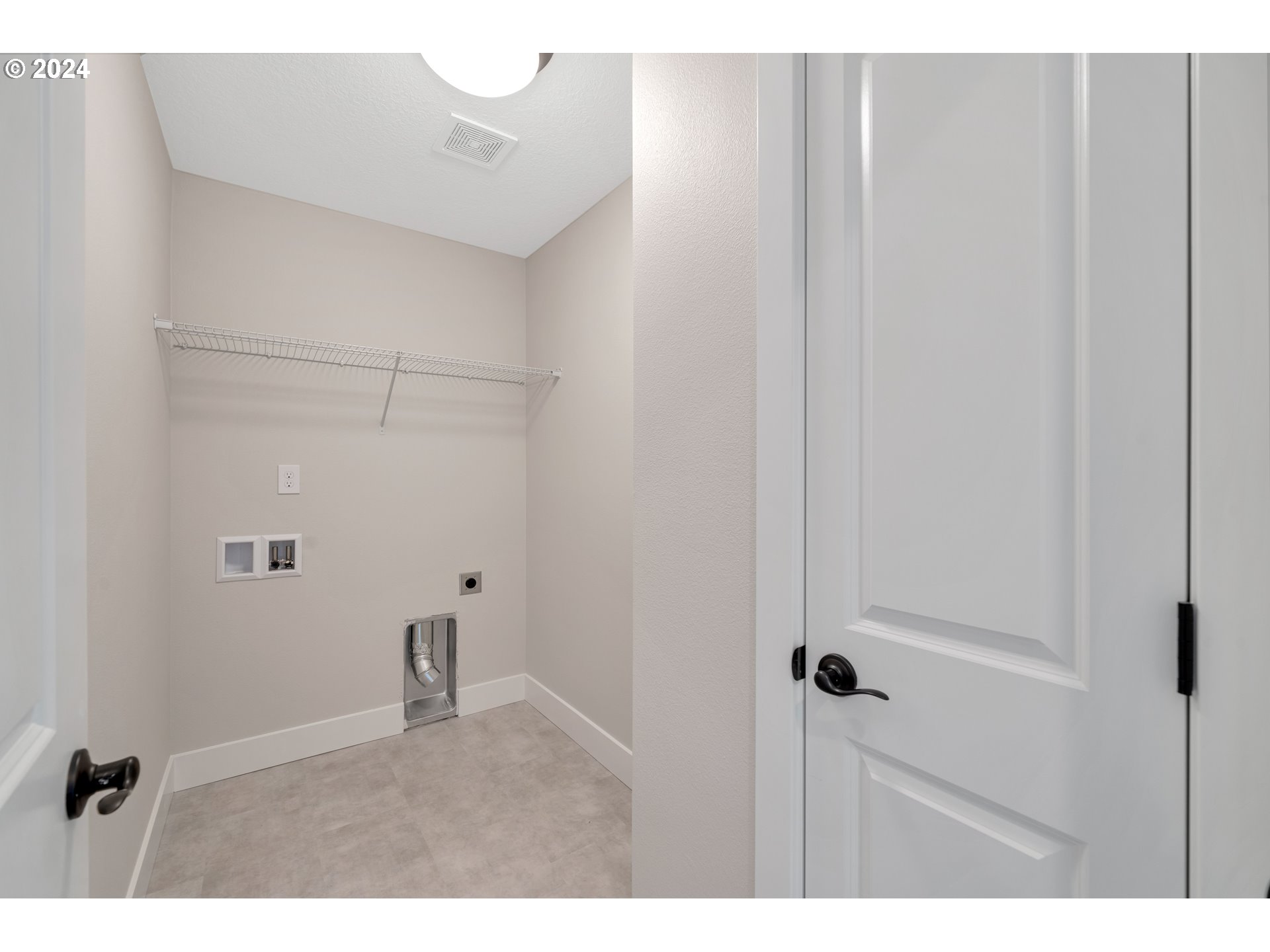 17538 Northwest 7th Avenue Ridgefield, WA 98642 - Photo 16 of 18 a view of an empty room