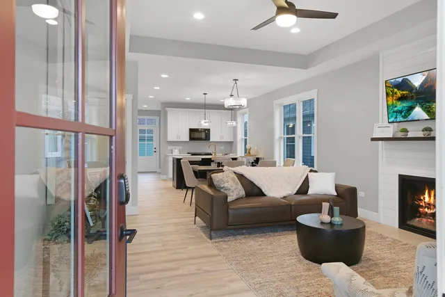 $475,000 | 5 Willow Way, Ottawa, IL 61350