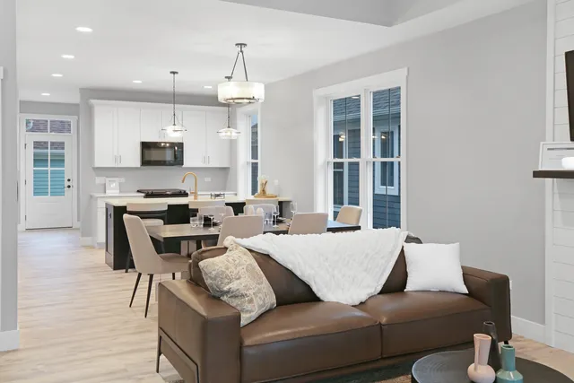 $475,000 | 5 Willow Way, Ottawa, IL 61350