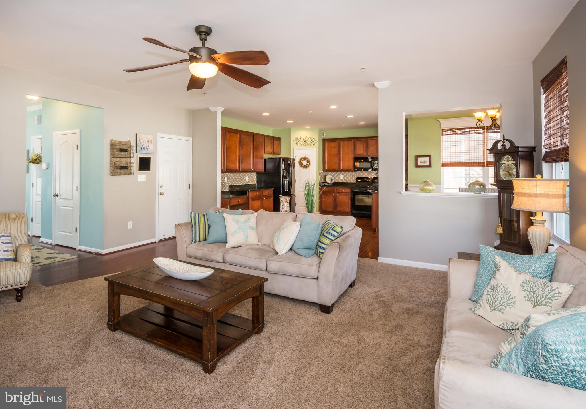 733 Daft Road Baltimore, MD 21220 - Photo 11 of 62 Extra Spacious Family room