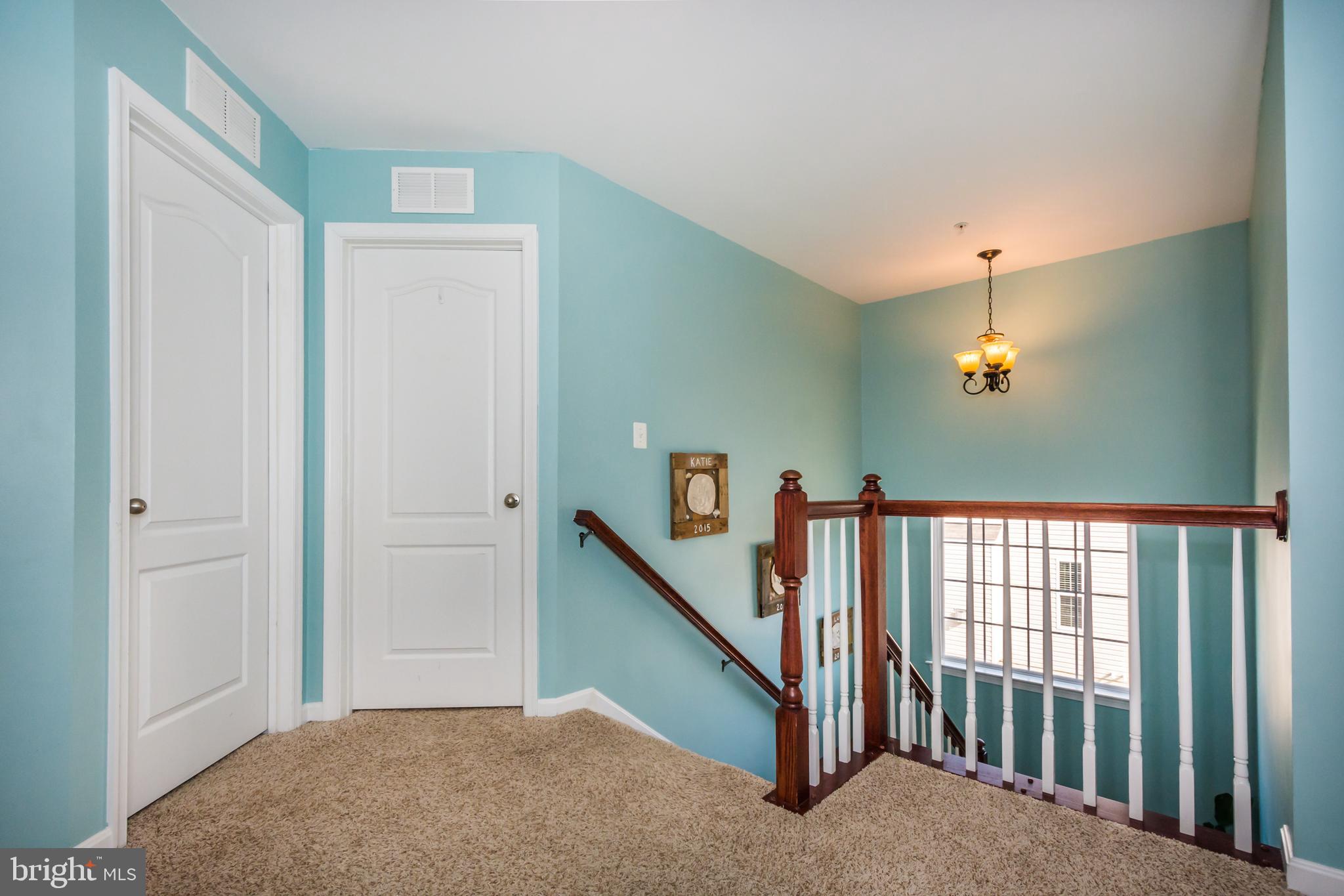 733 Daft Road Baltimore, MD 21220 - Photo 27 of 62 Upper Level Hall