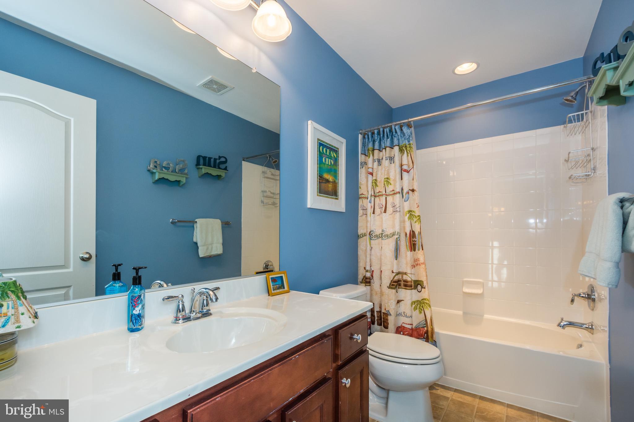 733 Daft Road Baltimore, MD 21220 - Photo 34 of 62 Hall Bathroom