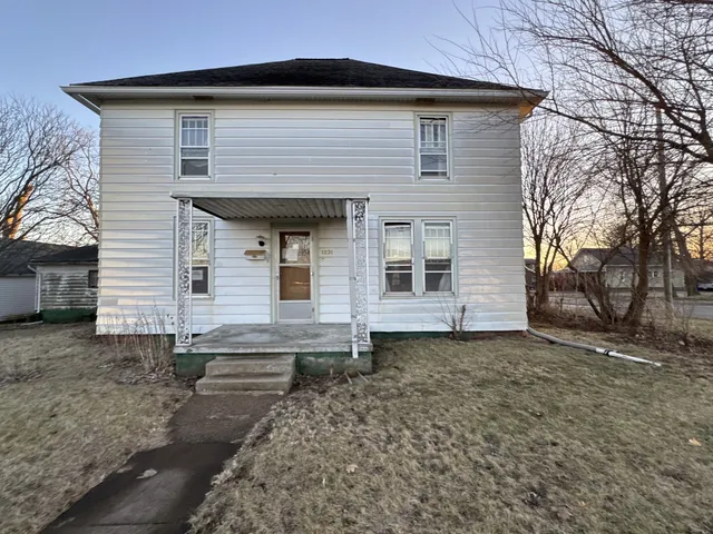 $14,900 | 1231 Western Avenue, Kewanee, IL 61443