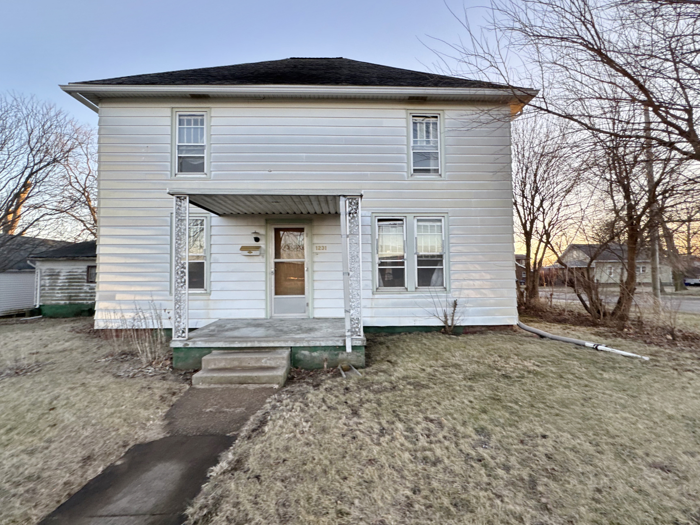 1231 Western Avenue Kewanee, IL 61443 - Photo 2 of 13