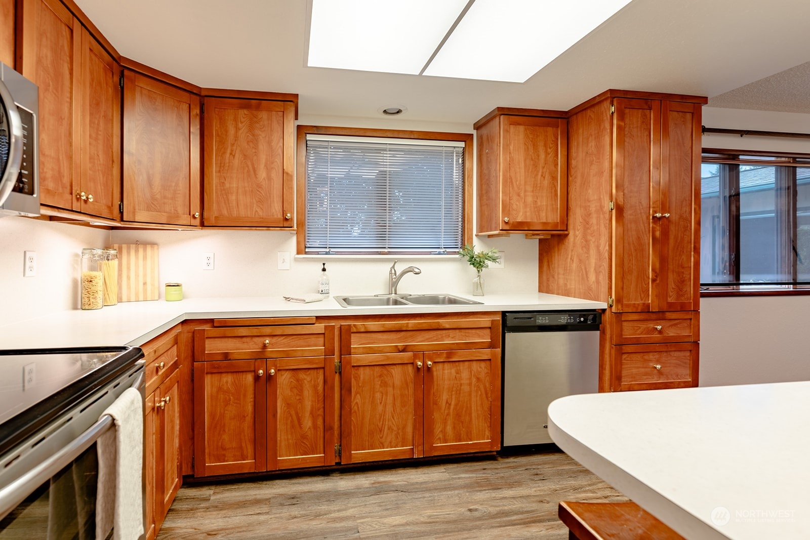 18401 Leon Street Southwest Rochester, WA 98579 - Photo 13 of 40