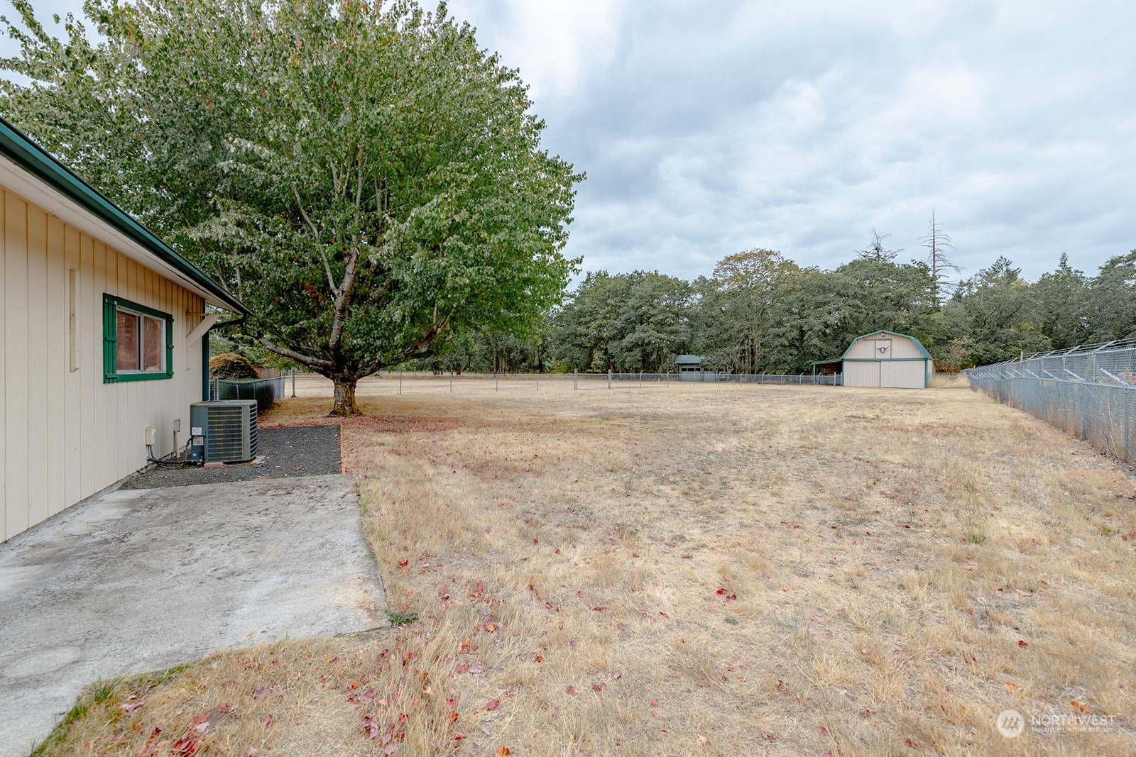 18401 Leon Street Southwest Rochester, WA 98579 - Photo 32 of 40