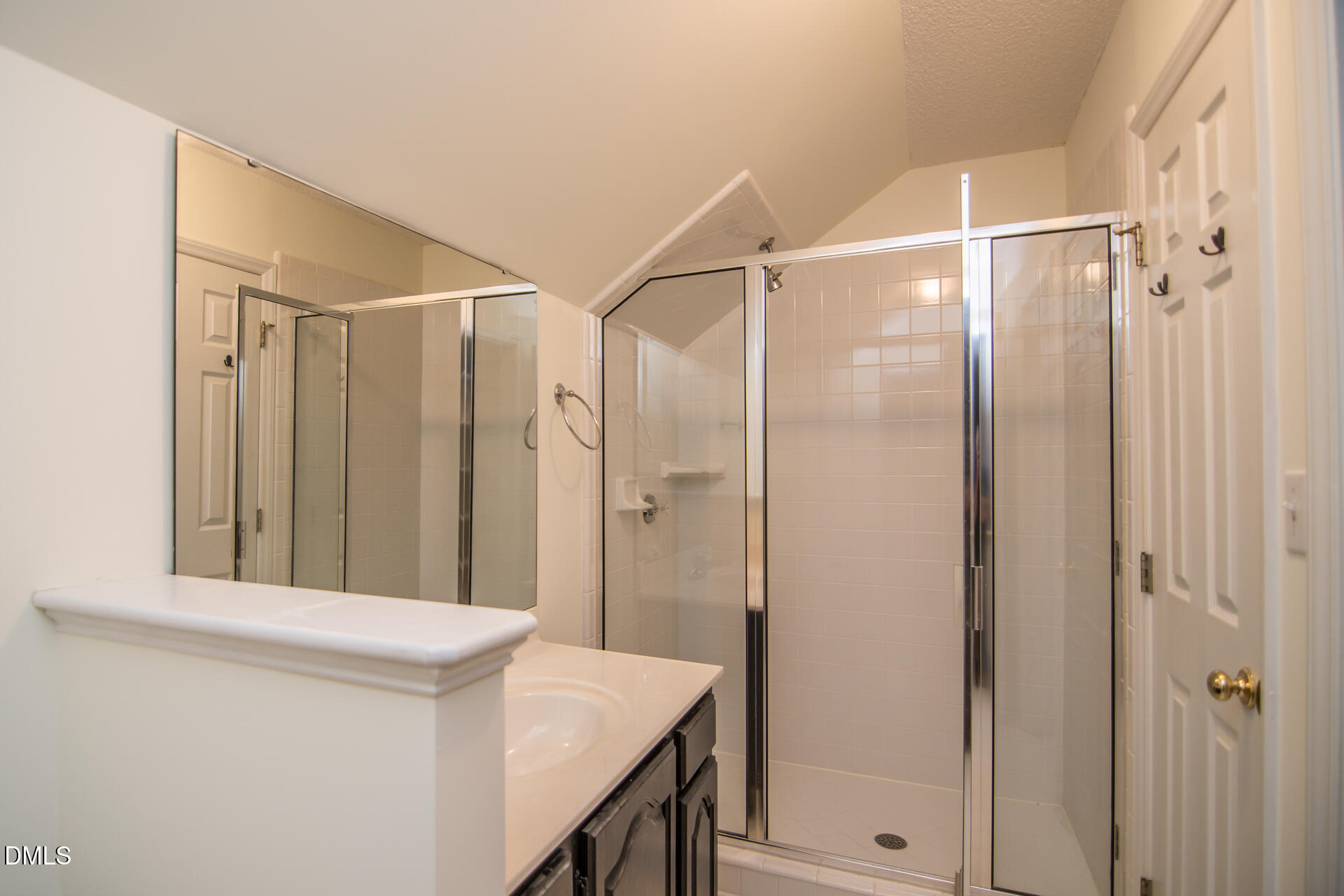 4509 Hershey Court Raleigh, NC 27613 - Photo 13 of 19