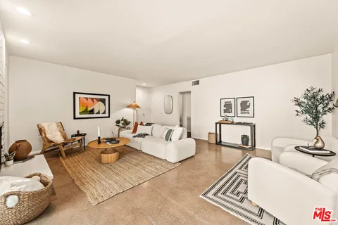 $3,750 | 8401 Fountain Avenue, Unit 13, West Hollywood, CA 90069