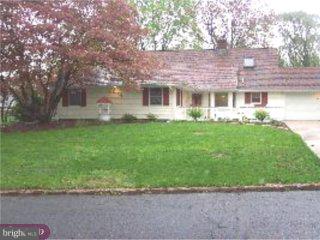 1 Shellflower Road Levittown, PA 19056 - Photo 1 of 6 Gallery Image 1