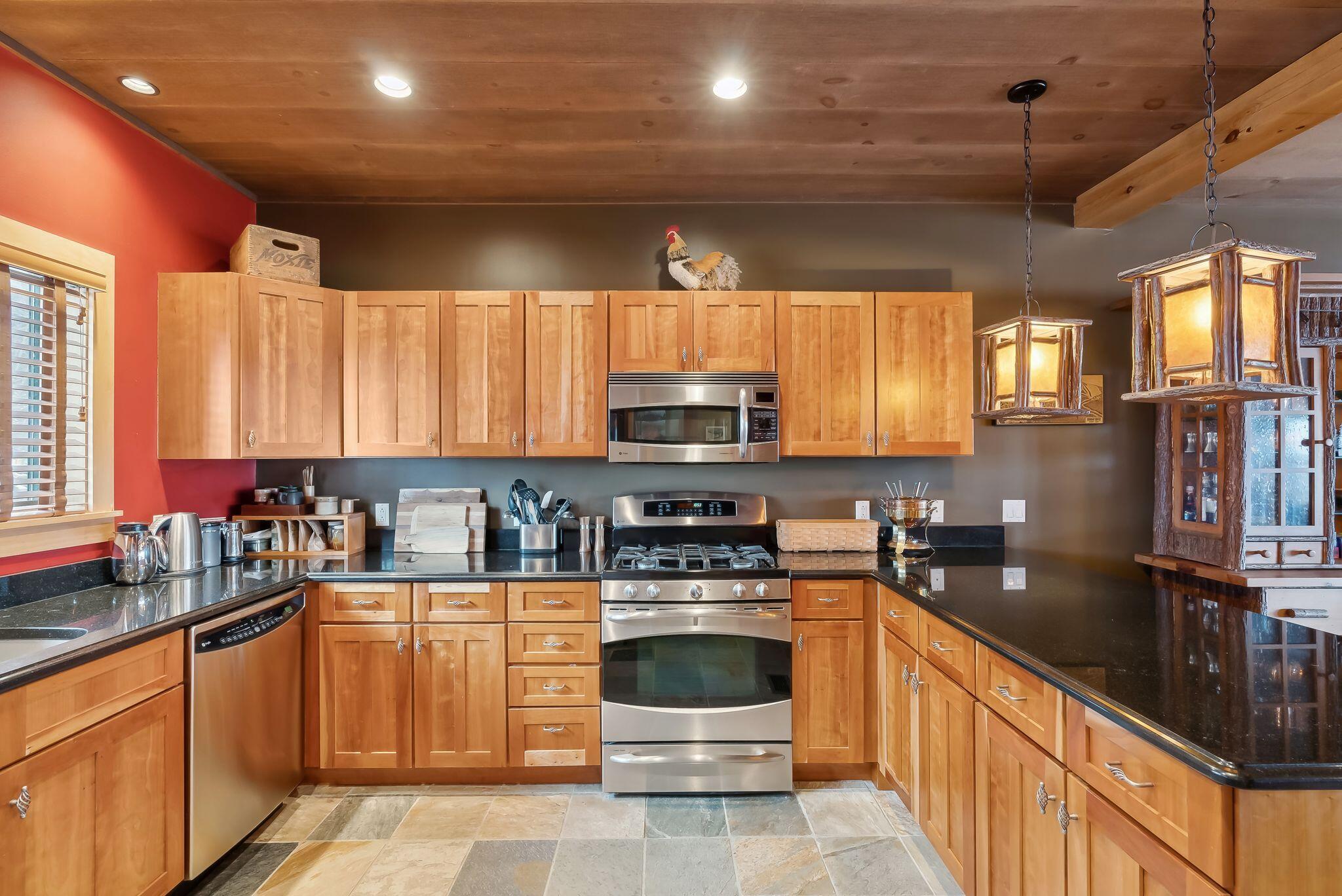 44 Overpass Road, Unit 22 Newry, ME 04261 - Photo 13 of 62 26_DSC01656