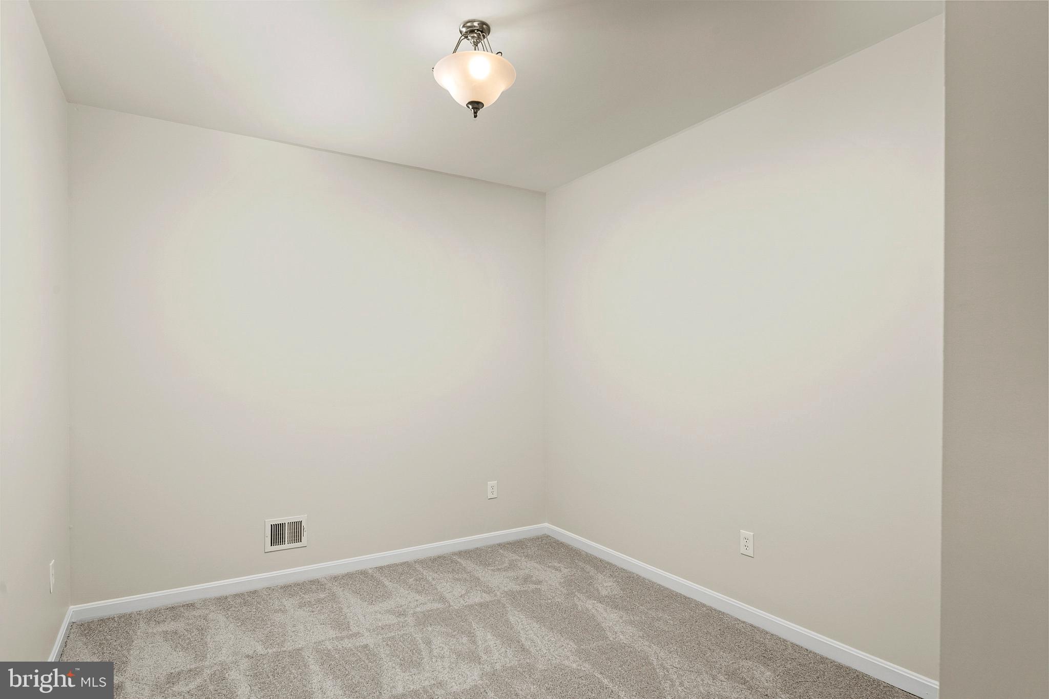7315 Maplecrest Road, Unit 105 Elkridge, MD 21075 - Photo 5 of 52 Den