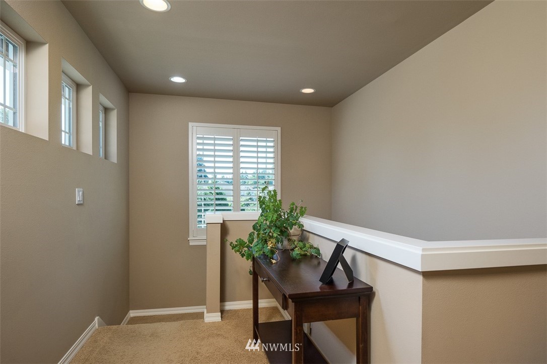 173 Elma Place Northeast Renton, WA 98059 - Photo 16 of 25 Gallery Image 16