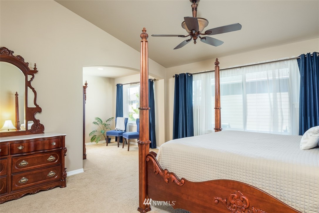 173 Elma Place Northeast Renton, WA 98059 - Photo 18 of 25 Gallery Image 18