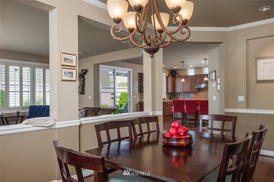 173 Elma Place Northeast Renton, WA 98059 - Photo 6 of 25 Gallery Image 6
