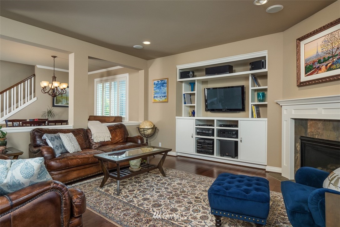 173 Elma Place Northeast Renton, WA 98059 - Photo 8 of 25 Gallery Image 8