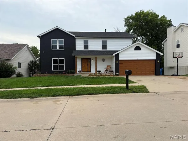 $474,900 | 1145 Hickory Ridge Trail, Arnold, MO 63010