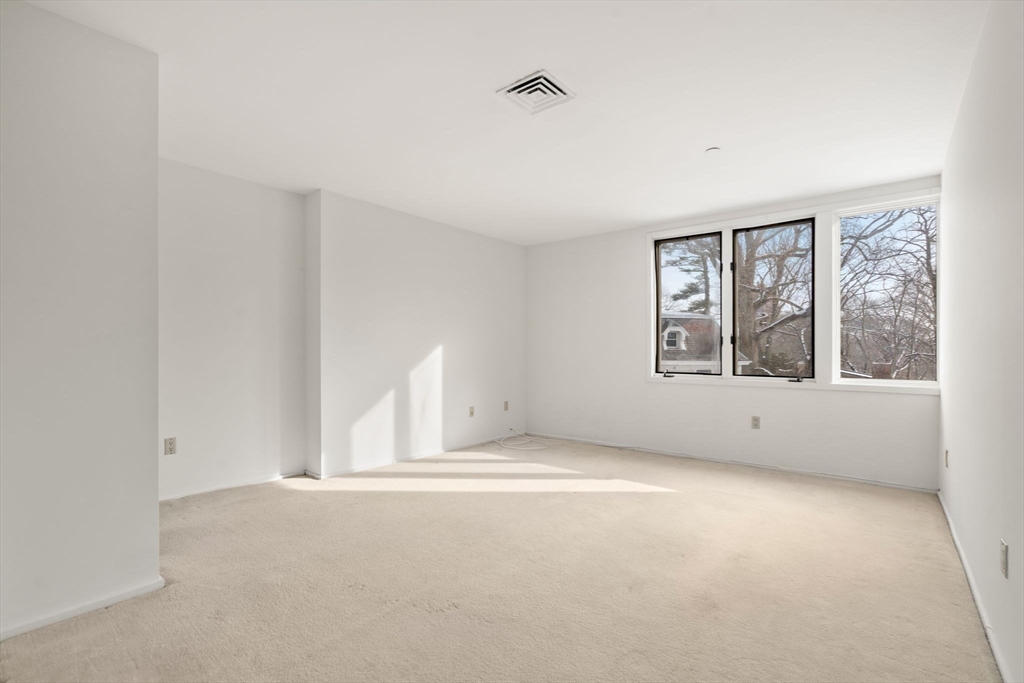 241 Perkins Street, Unit D605 Boston, MA 02130 - Photo 25 of 34