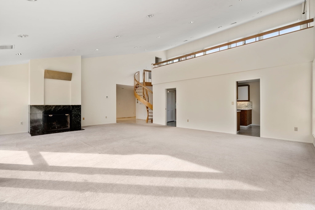 241 Perkins Street, Unit D605 Boston, MA 02130 - Photo 4 of 34