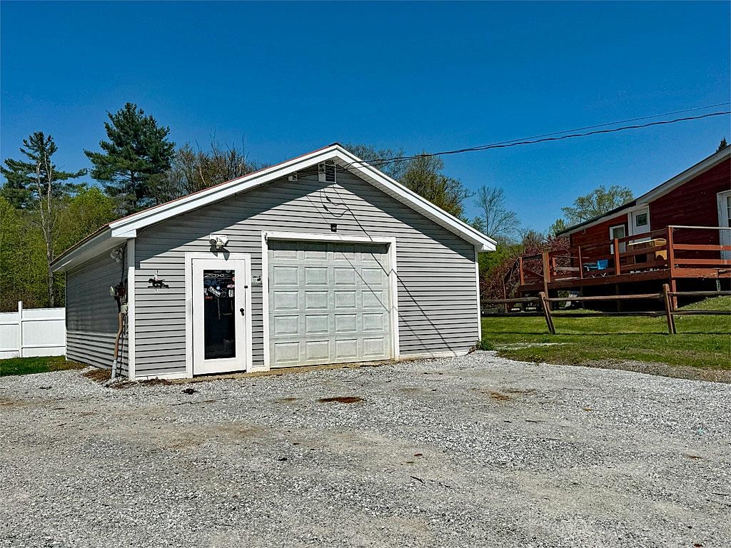 163 Plains Road Pittsford, VT 05763 - Photo 3 of 39