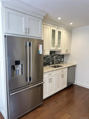 $4,950 | 280 Terry Road, Smithtown, NY 11787