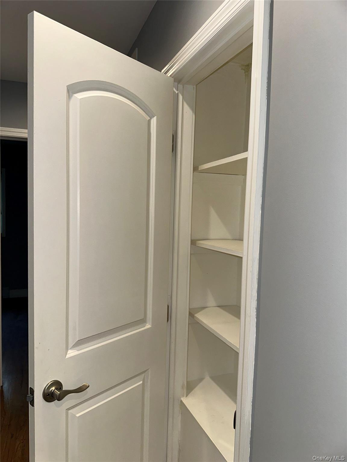 280 Terry Road Smithtown, NY 11787 - Photo 31 of 37