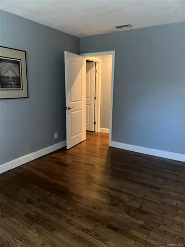 $4,950 | 280 Terry Road, Smithtown, NY 11787