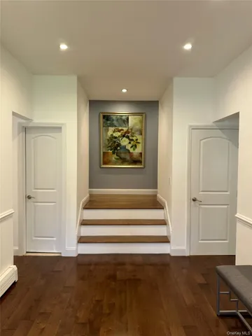 $4,950 | 280 Terry Road, Smithtown, NY 11787