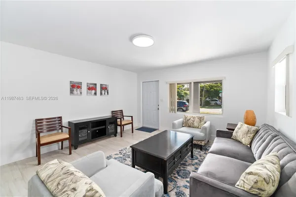 $1,600,000 | 5731 Southwest 62nd Terrace, Miami, FL 33143