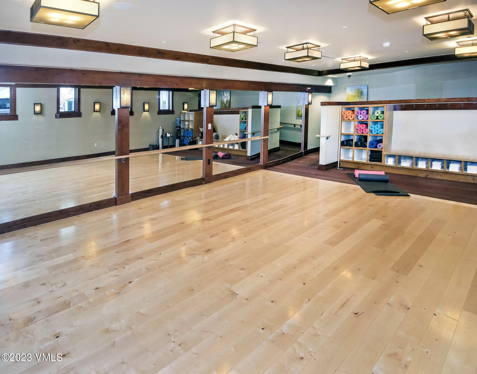 200 Vail Road, Unit 287 Vail, CO 81657 - Photo 17 of 21 a view of a indoor play room
