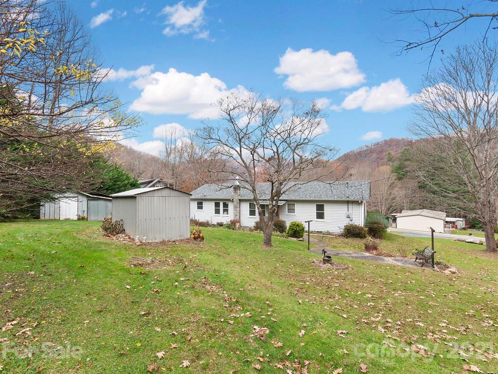 84 Balsam Shadows Road Maggie Valley, NC 28751 - Photo 6 of 18 Gallery Image 6