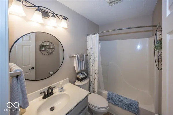 $274,500 | 5659 Polk Drive, Noblesville, IN 46062