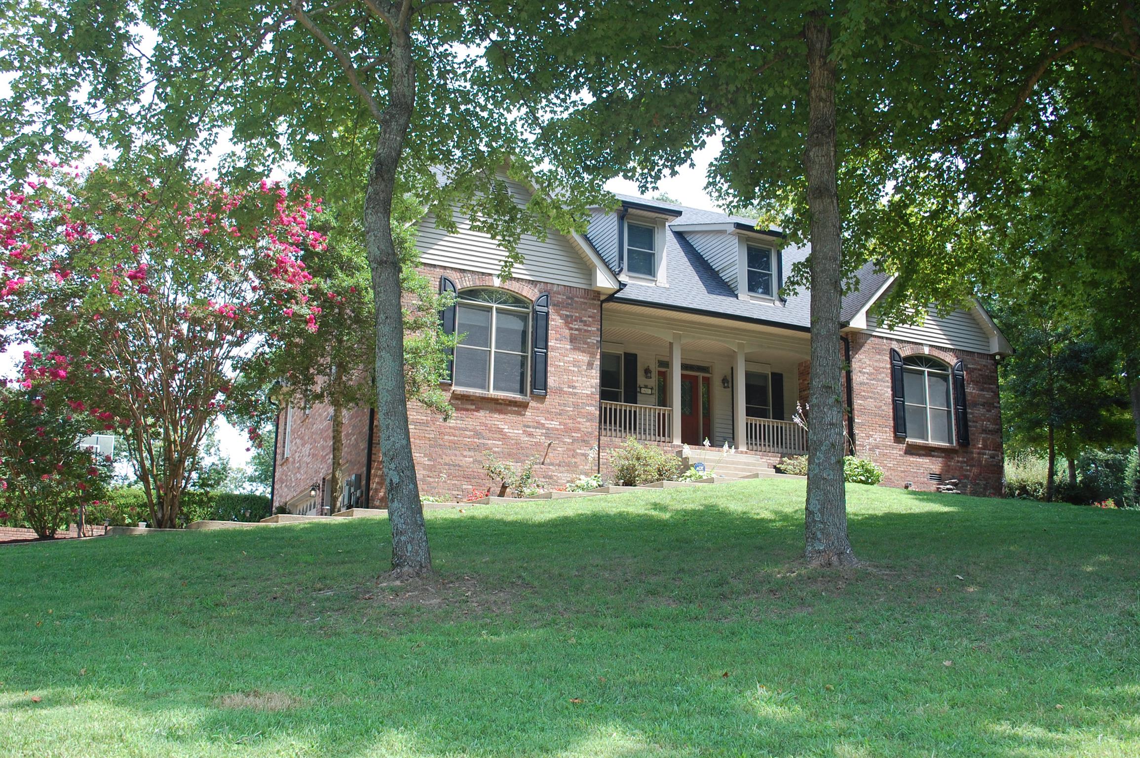 545 Pond Apple Road Clarksville, TN 37043 - Photo 1 of 22 This 3100 sq ft All Brick Home Sits on a Beautiful Bluff Located in Much Desirable Rudolphtown Subdivision AND Sango Area!