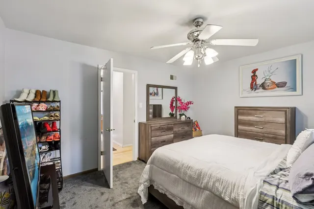 $325,000 | 22646 Lawndale Avenue, Richton Park, IL 60471