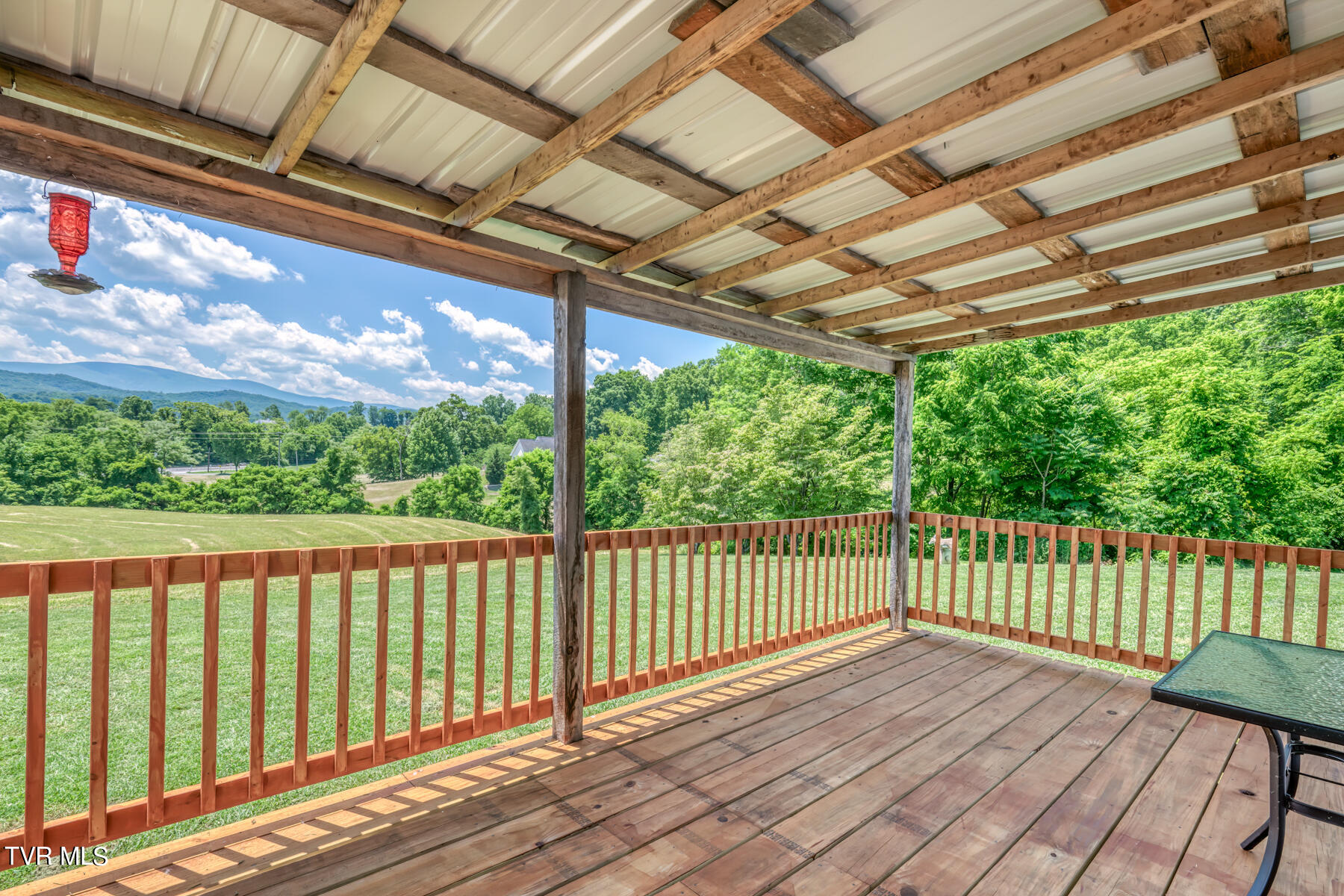 121 Ralph Garland Lane Unicoi, TN 37692 - Photo 30 of 31 121 Ralph Garland Ln-14