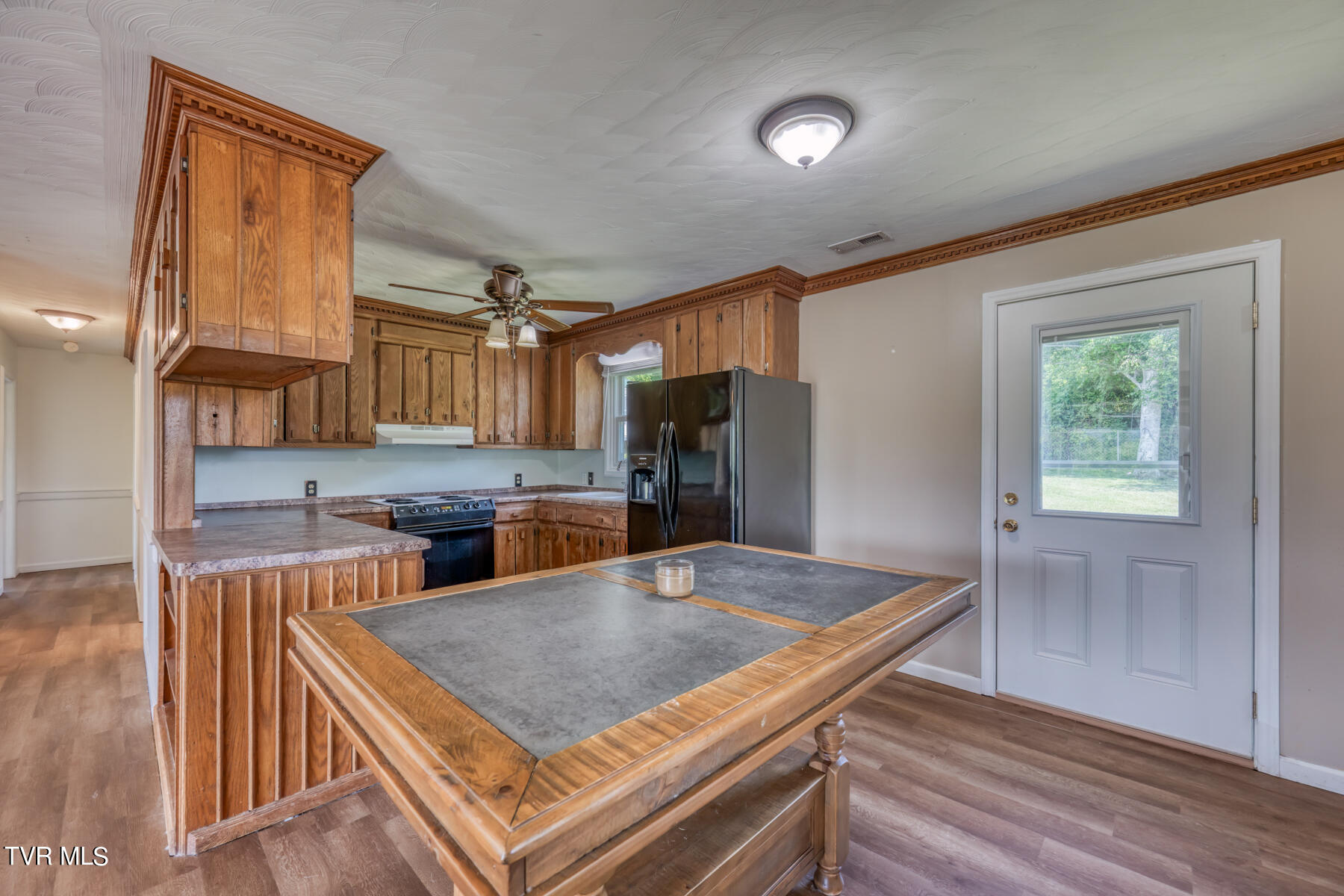 121 Ralph Garland Ln-19