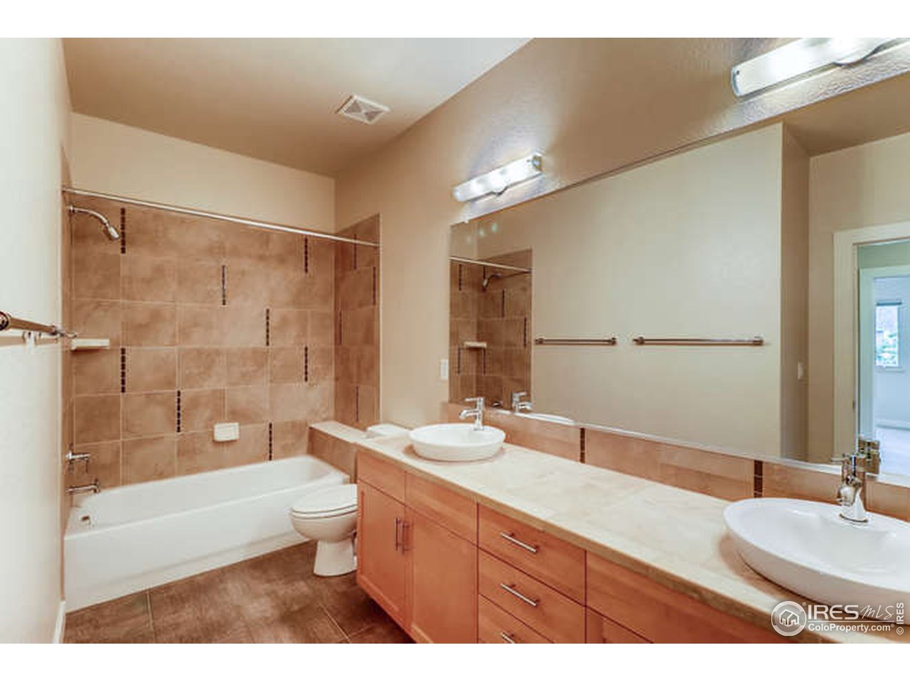 3784 Ridgeway Street Boulder, CO 80301 - Photo 28 of 40 Dual sinks upstairs bath