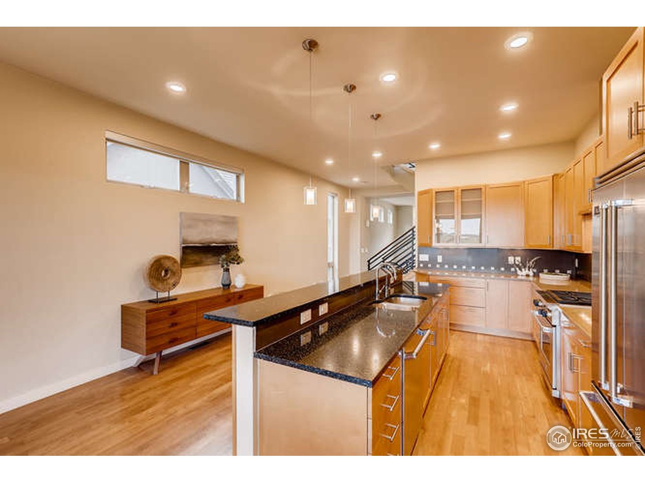 3784 Ridgeway Street Boulder, CO 80301 - Photo 9 of 40 High end kitchen appliances