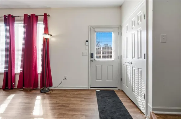 $1,975 | 2992 Deerborne Court, Atlanta, GA 30331